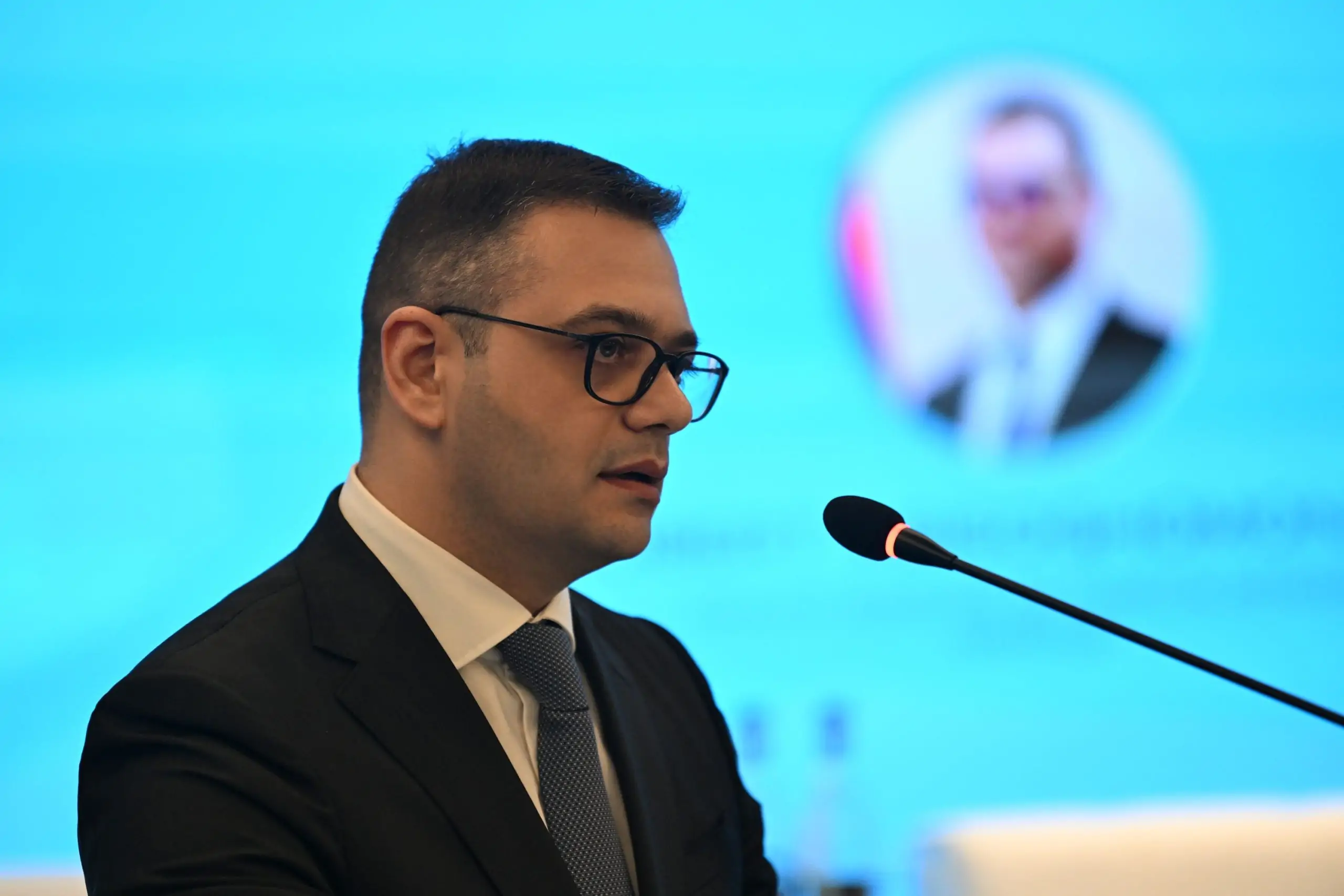 Reinforcing Democracy in the Face of Contemporary Challenges